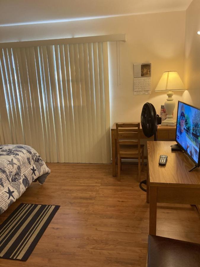 Skylit Motel Clearwater Luaran gambar