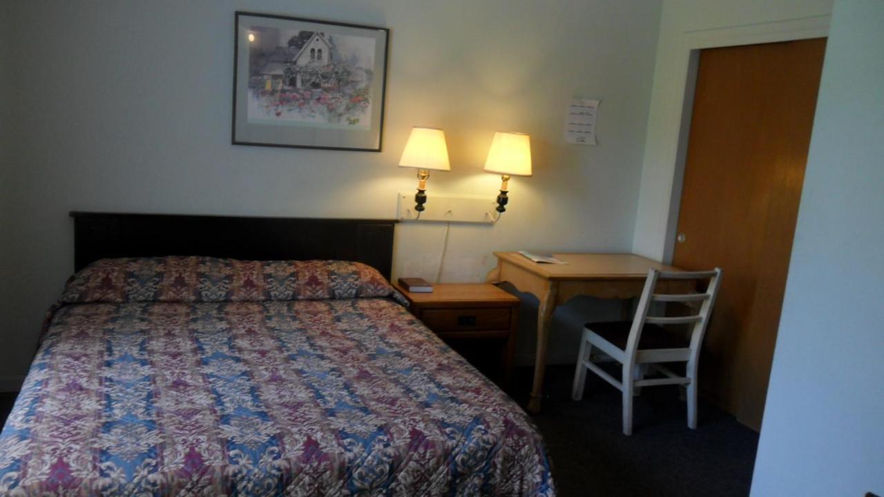Skylit Motel Clearwater Luaran gambar